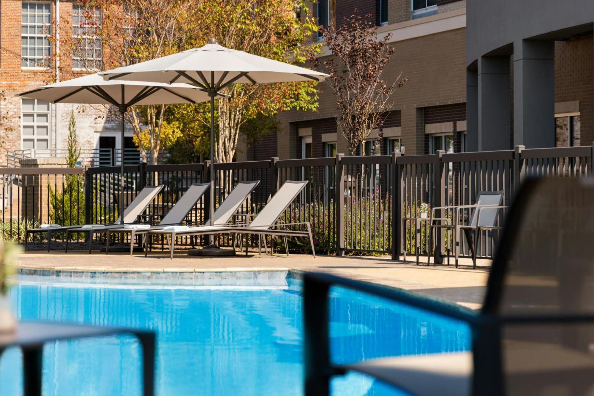 Courtyard By Marriott Starkville Msu At The Mill Conference Center Eksteriør bilde