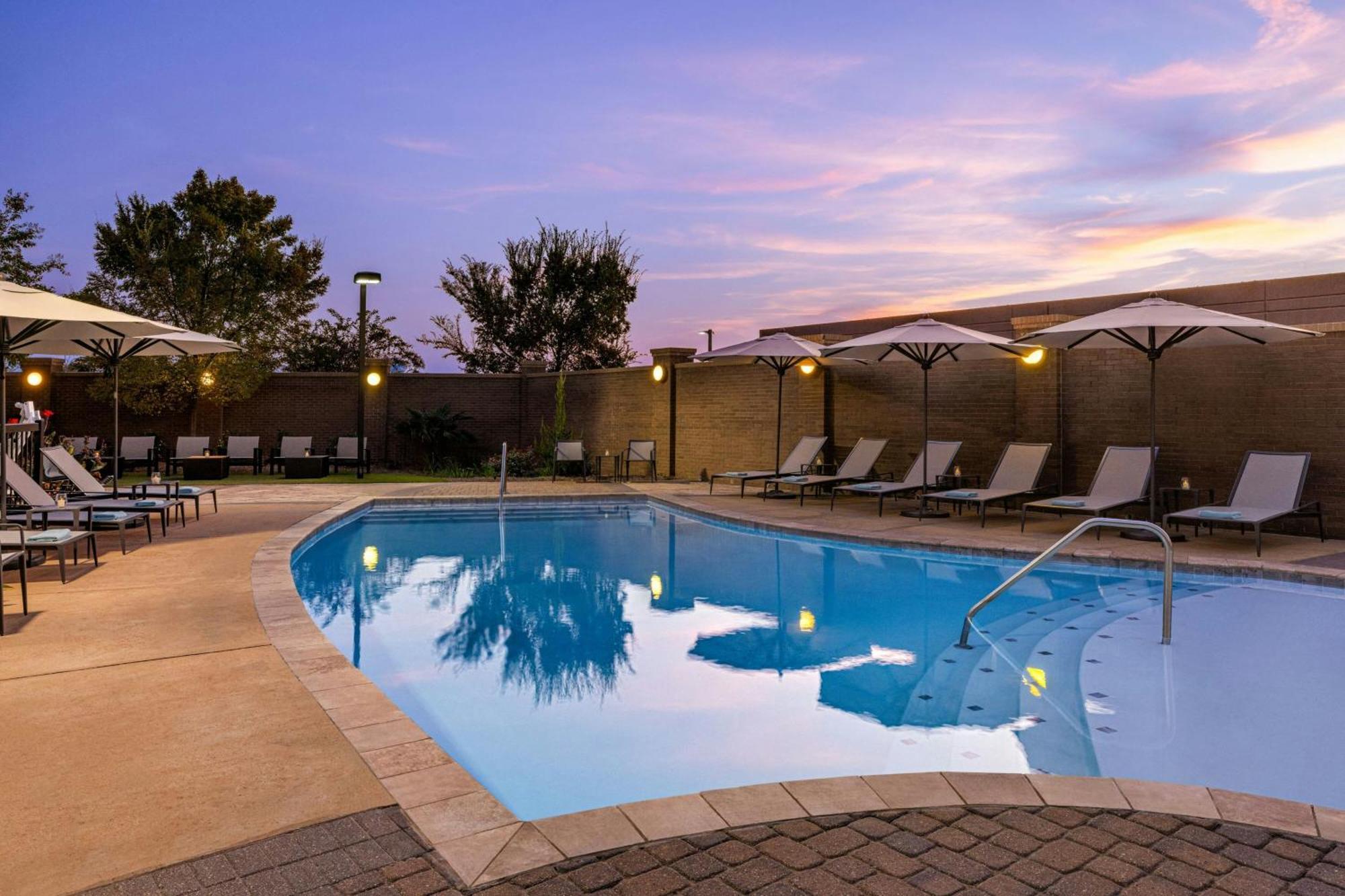 Courtyard By Marriott Starkville Msu At The Mill Conference Center Eksteriør bilde